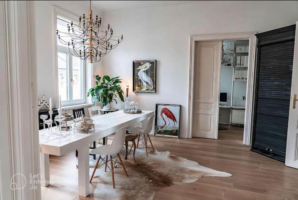 Apartment Designer Flat, Fully Furnished & Sunny *