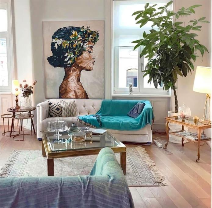 Apartment Designer Flat, Fully Furnished & Sunny